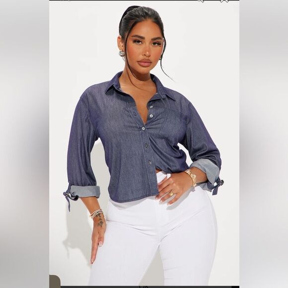 Fashion Nova NWT Cropped Button Down - Picture 1 of 7